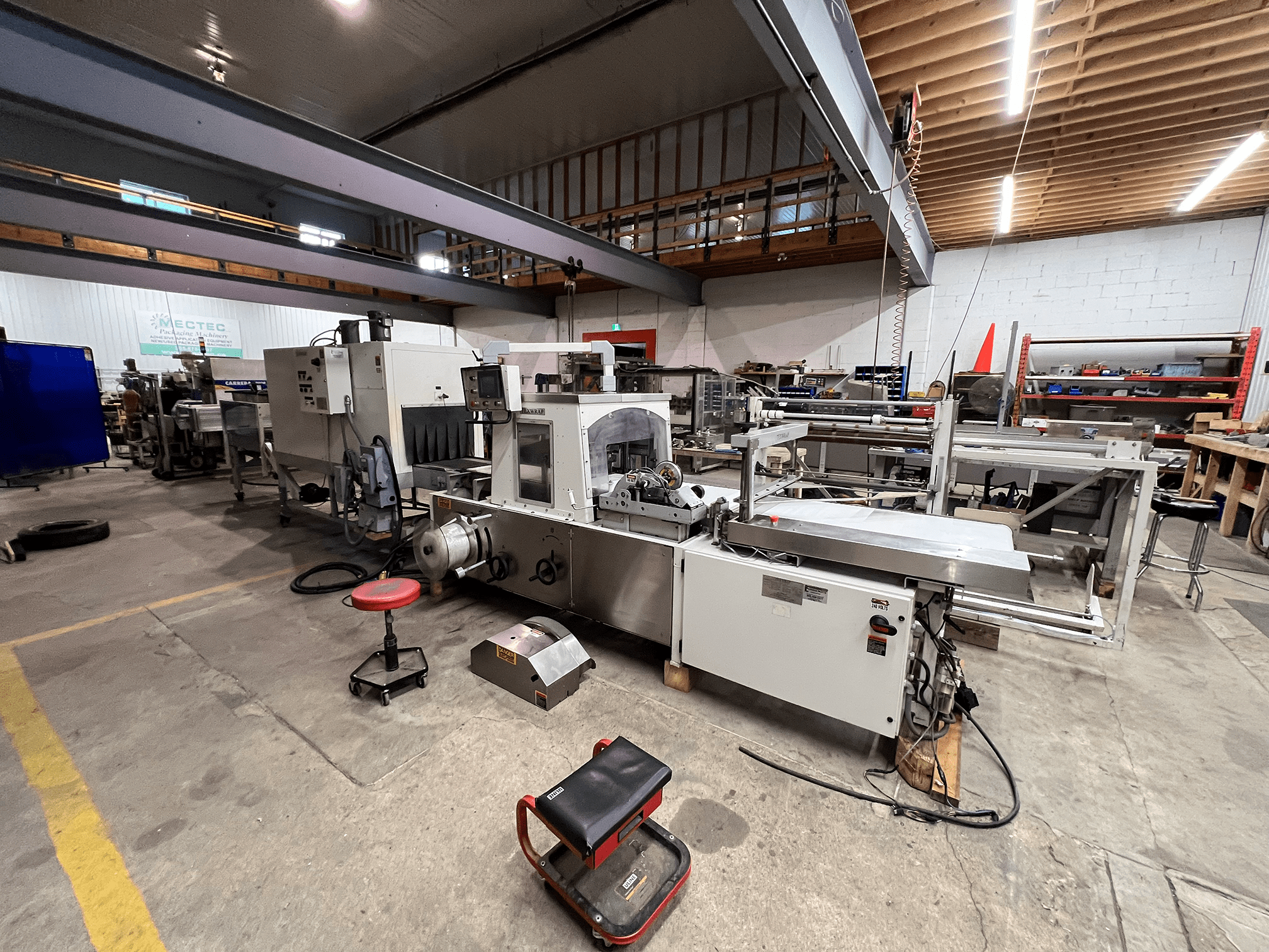 Texwrap 2202 SS Continuous Motion Side Seal Shrink Wrap System with Dual Chamber Tunnel - Image 3